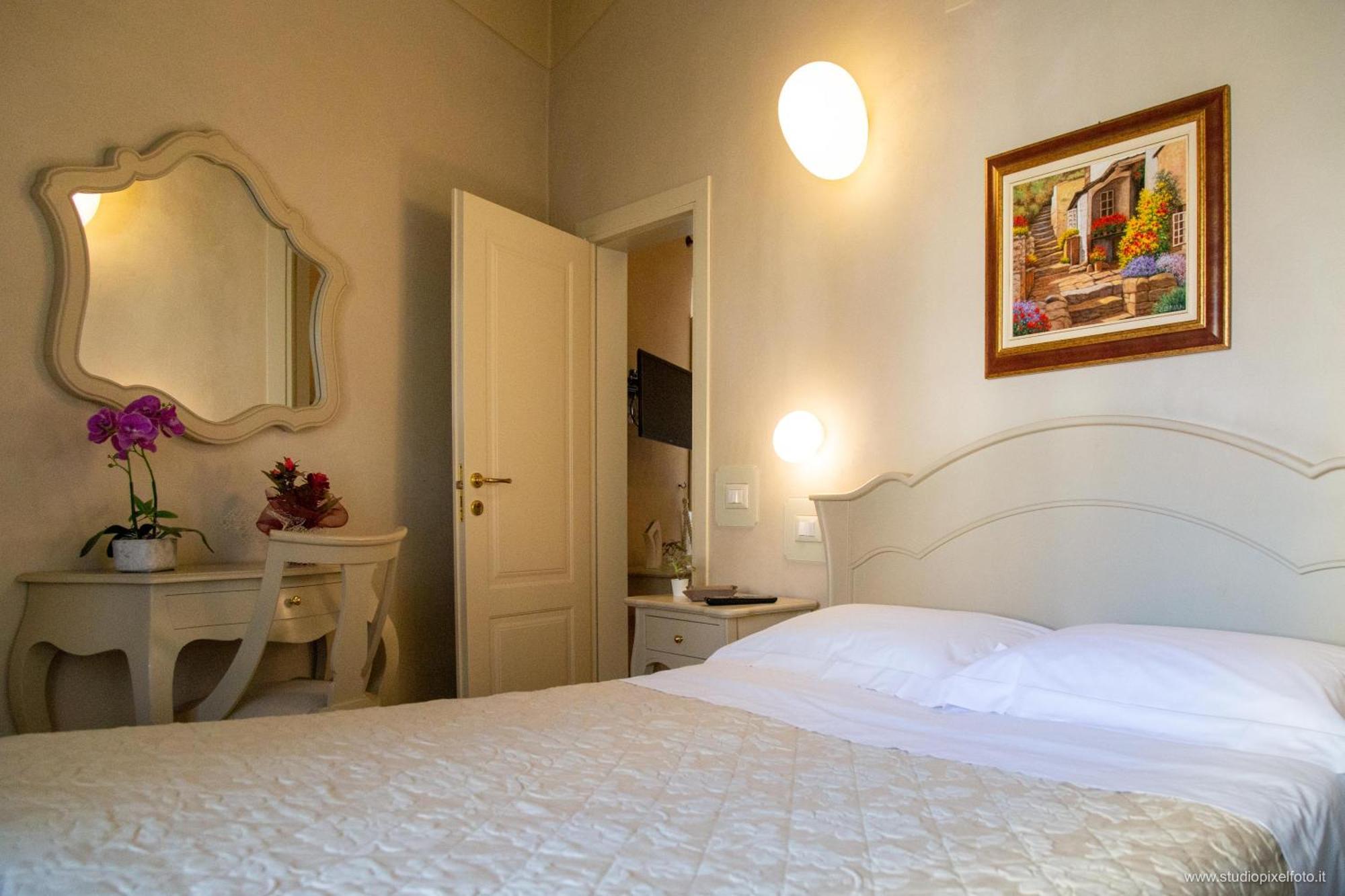 Residenza D'Epoca Relais I Miracoli Hotel Pisa Eksteriør billede